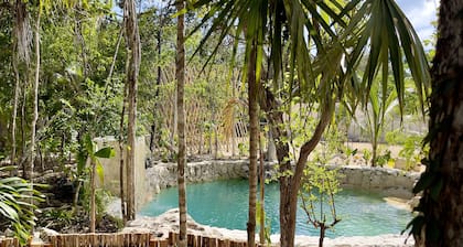 Villa lujosa en la selva de Tulum a 5 mins de Xel-Há