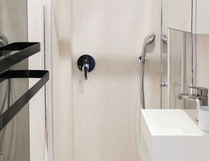 Hair dryer, towels