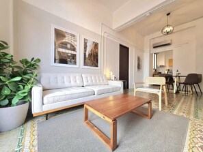 Televisie en een kantoor