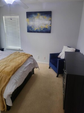 4 soverom, wi-fi (inkludert) og sengetøy