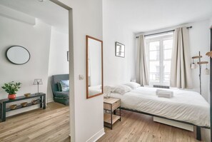 1 chambre, fer et planche à repasser, Wi-Fi gratuit, draps fournis