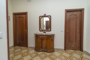 Interior - Agerola on the path of the Gods (agerola)