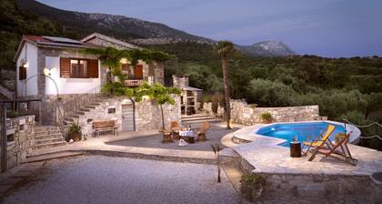 Stone house Angelo - Peace oasis with pool