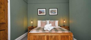 4 Schlafzimmer, Bügeleisen/Bügelbrett, Reisekinderbett, WLAN