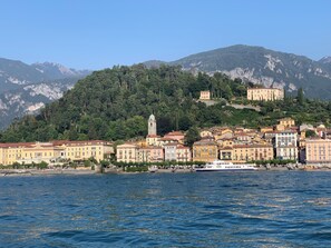 Beach - In the heart of Lake Como (Bellagio)