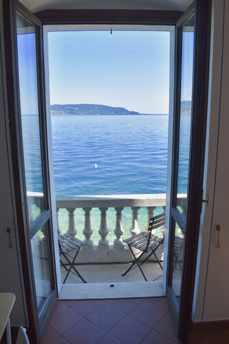 Marierose by Theater Home, direkt am See