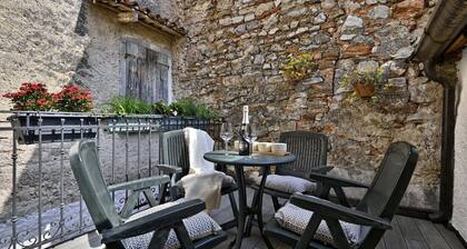 Rustico Balòt 21 - Theater Home, mit Pool und Seeblick