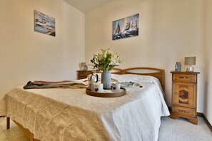 2 habitaciones, wifi gratis y ropa de cama 