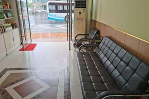Lobby - Lijiang Hotel (Xinyi Railway Station) (Xinyi)