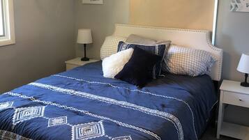 5 Schlafzimmer, Schreibtisch, WLAN, BettwÀsche