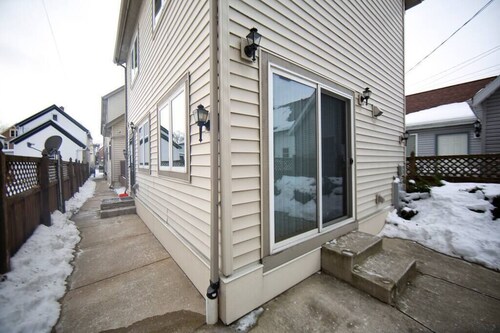 Tucked Away Off Brady - 4 Beds