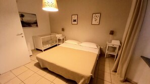 2 habitaciones, wifi gratis y ropa de cama