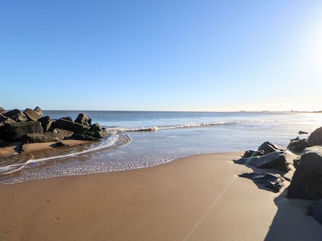 Una playa cerca