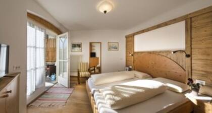 Great, quiet apartment, to feel good, Dolomites, Alpe di Siusi, South Tyrol