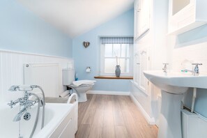 Hair dryer, towels - Rhos Cottage - Two Bedroom Cottage, Sleeps 4 (Conwy)