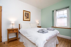 2 bedrooms, iron/ironing board, free WiFi, bed sheets - Rhos Cottage - Two Bedroom Cottage, Sleeps 4 (Conwy)