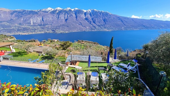 Property grounds - Casa Elka Patio 5 Lake view (Tremosine)