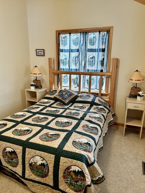 4 chambres, fer et planche à repasser, Wi-Fi gratuit, draps fournis