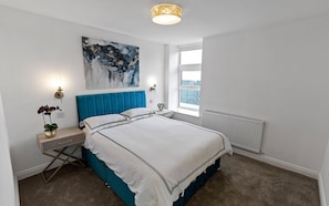 Apartment | Iron/ironing board, free WiFi, bed sheets - Mode Winter Garden Apartments (Blackpool)