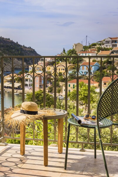 Assos Chromata Villas