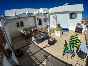 Outdoor dining - Cozy Rooftop LS #6 (Safaga)