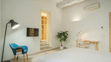 1 bedroom, iron/ironing board, travel crib, WiFi (free)