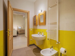 Property - Apartment in Lucca with 1 bedrooms sleeps 2 (Lucca)