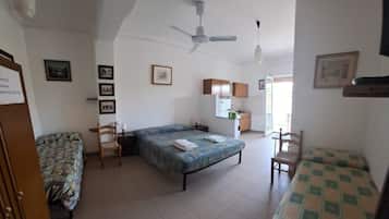 1 bedroom, free WiFi, bed sheets