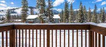 Winter Park Condo w/ Fireplace and Mountain Views