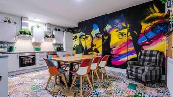 時尚客房, 3 張單人床 | 共用廚房