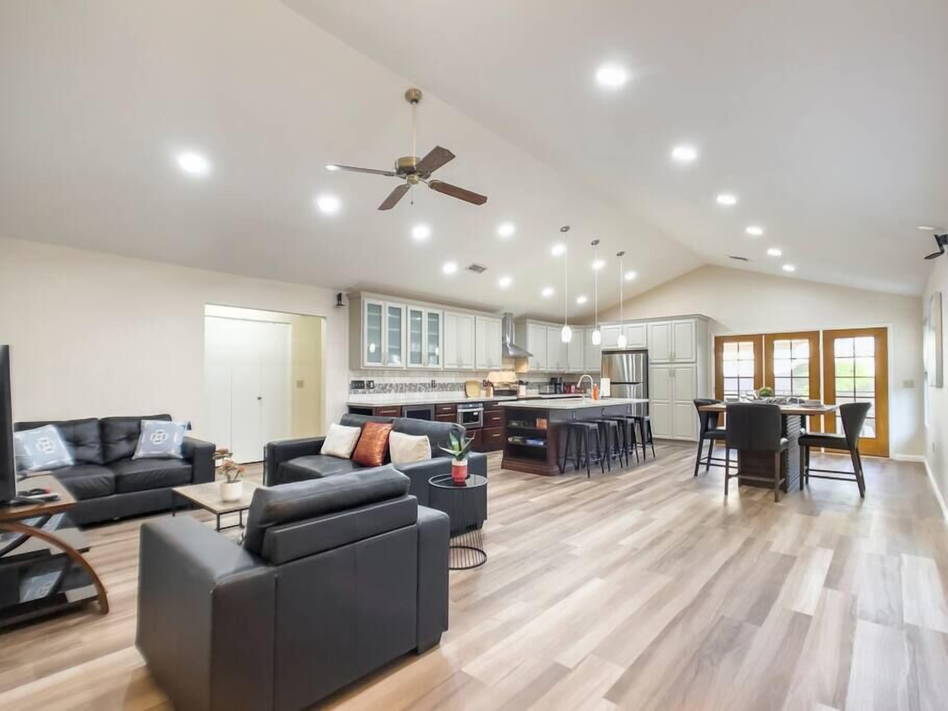 Immaculate!  Single-Story 3bdr | Chandler