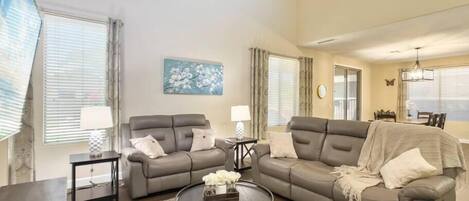 Televisión de pantalla plana, oficina