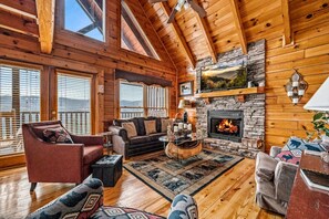 スマートテレビ、暖炉、書庫