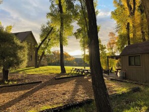 Terrace/patio - Cowboy Cabin at Azevedo Ranch: Near Bryce & Zion, with Private Lake & Wildlife (Panguitch)