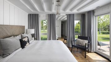 3 quartos, ferros/tábuas de passar roupa, Wi-Fi, roupa de cama