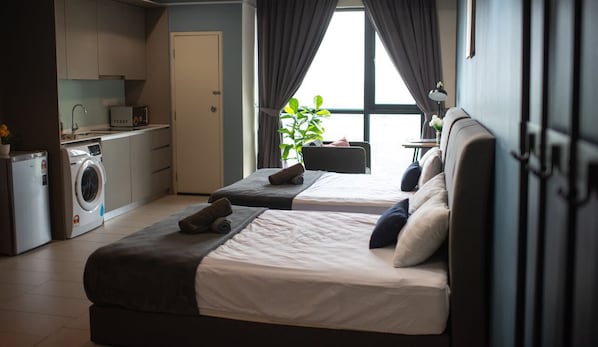 Condo de diseñador | 1 habitación, tabla de planchar con plancha y wifi gratis 