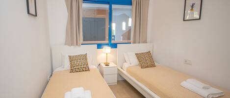 2 Schlafzimmer, Bügeleisen/Bügelbrett, kostenloses WLAN, Bettwäsche