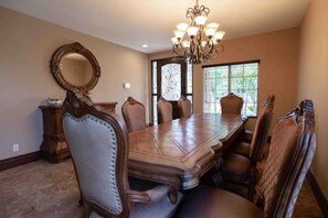 Meeting facility - 6 Bedrooms, 9 Beds, Swim Up Pool Bar Oasis - Game Room In Garage (Coachella)