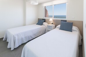 2 slaapkamers, een strijkplank/strijkijzer, gratis wifi, beddengoed