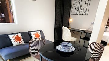Villa | Coin séjour | Télévision LED