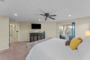 4 chambres, bureau, Wi-Fi gratuit, draps fournis