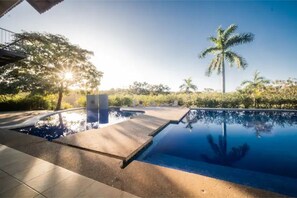 Pool - Spora Retreat Loft – Nature’s Escape (Los Pargos)