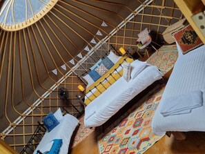 Cabane, plusieurs lits | 1 chambre, draps fournis