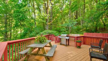 Family Cabin | Terrace/patio
