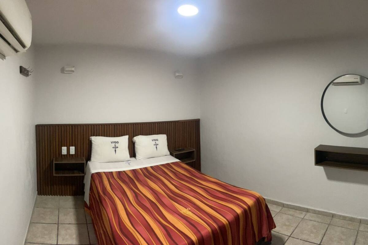 1 habitación, ropa de cama hipoalergénica, wifi gratis y ropa de cama
