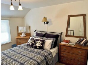 5 bedrooms, free WiFi, bed sheets