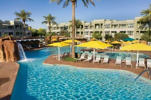 Outdoor pool, a heated pool - SB Sunday and Monday! Marriott Studio (Phoenix)