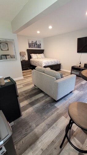 The Goldenesque Studio Suite