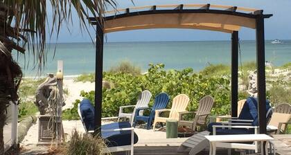 Gulf front villa in 100 year old classic beach house