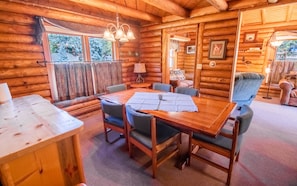 3 Bedroom Homestead | In-room dining